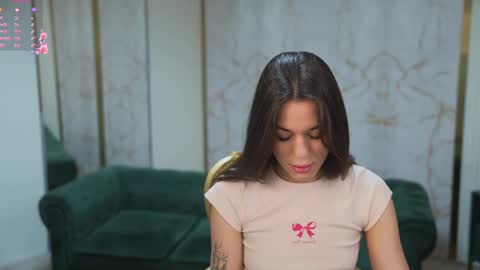 Diamonds Girls online show from March 12, 7:35 am