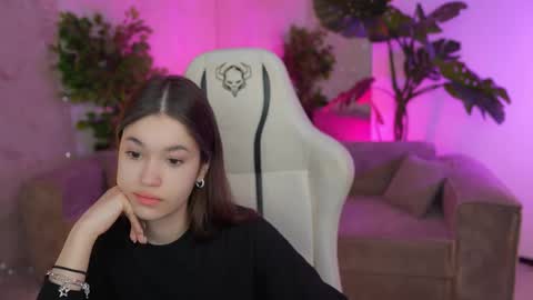 Diamonds Girls online show from February 13, 11:39 am