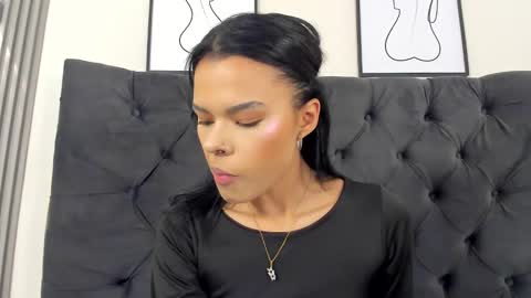 brithanysummer online show from October 6, 8:24 pm