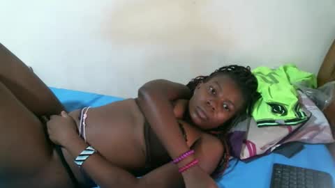 leccie online show from February 16, 7:52 am