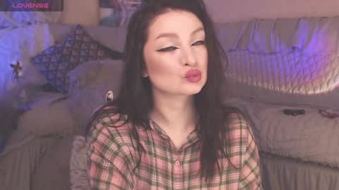 britneybarker online show from March 12, 1:36 am