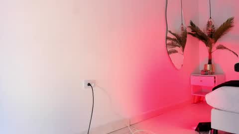   online show from February 16, 11:43 am