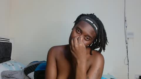 broken_haloo online show from March 7, 6:59 pm