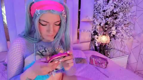     online show from February 20, 2:07 pm