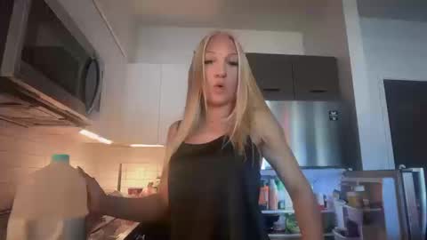 brookepatterson online show from October 13, 7:27 pm