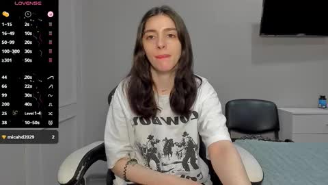 broosnica1 online show from November 1, 7:45 am