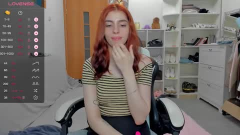 broosnica1 online show from June 4, 2:43 pm