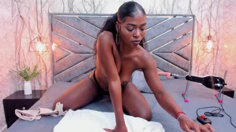 Sara  online show from February 18, 9:31 pm