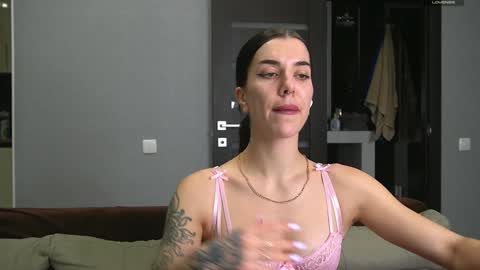 Alice online show from February 6, 8:45 pm