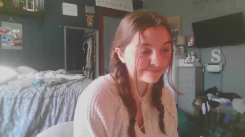 brunettebaby040 online show from October 29, 6:54 pm