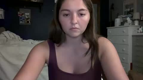 brunettebaby040 online show from October 14, 2:14 am