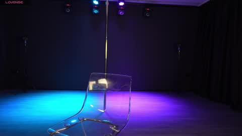 Bubble  gum  online show from October 18, 11:39 pm