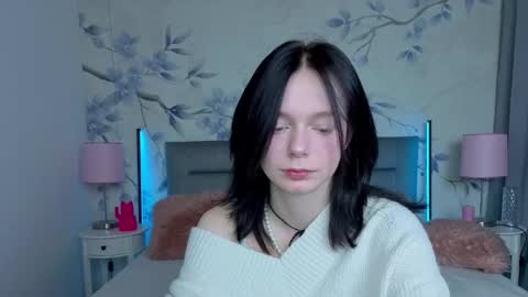 Leona online show from March 2, 10:48 pm