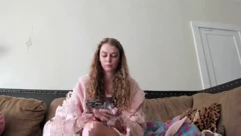 Buffy online show from February 9, 7:30 pm