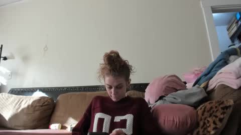 Buffy online show from December 4, 4:49 pm