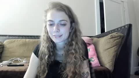 Buffy online show from December 21, 4:41 am