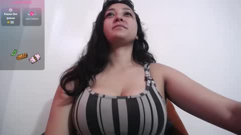 bunny_chloe online show from February 17, 9:00 pm