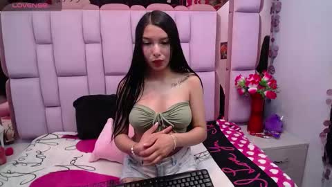 burbuja pink  online show from September 26, 2:53 am