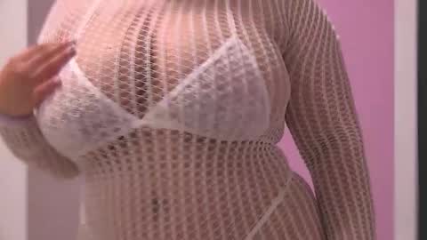 busty_madison online show from December 16, 7:14 am