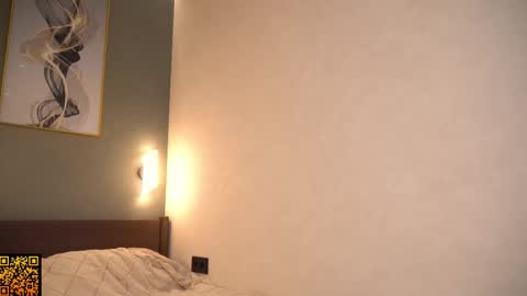 butteflai online show from September 12, 7:18 am