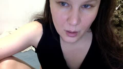 Lamb online show from April 8, 6:43 pm