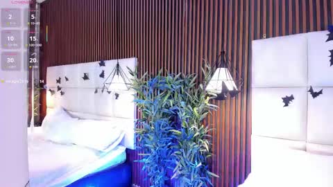 CailynBrown online show from October 25, 4:42 am