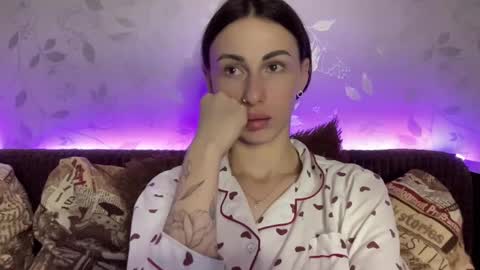 Anna online show from January 22, 8:28 pm