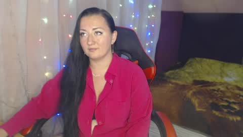 Shaya online show from May 2, 3:37 pm
