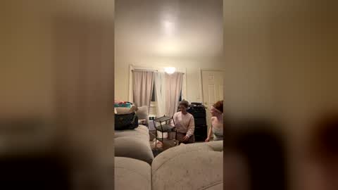 callieodonnell online show from April 19, 4:45 am