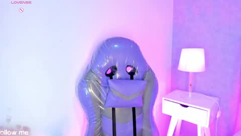 Camelia Smith online show from April 9, 6:19 am