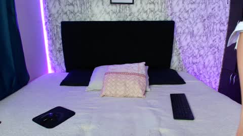 Camila  online show from September 25, 6:12 am