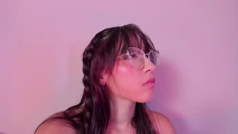 camiigox online show from March 27, 8:26 am