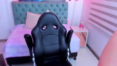 Camila Osorio online show from March 12, 3:46 am