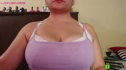 Camila  online show from December 12, 9:04 pm