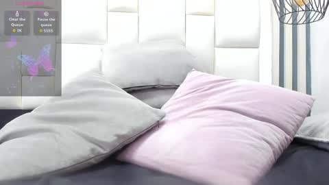 Camila online show from March 28, 8:36 am