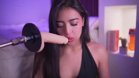 Camila online show from January 7, 7:06 pm