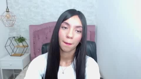 Cami online show from February 8, 1:44 pm