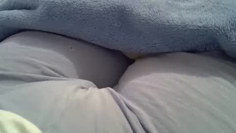 flash 50 tokens BIG CLIT  tits pussy. masturbation big clit 150 tokens fingers inside pussy 1000 tk  pump big clit 300 tk online show from September 22, 1:42 pm