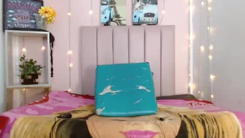 camilawilliams707rs online show from March 20, 3:22 am