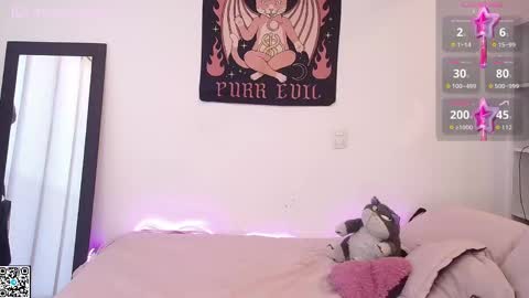 Camille  online show from October 22, 10:04 pm