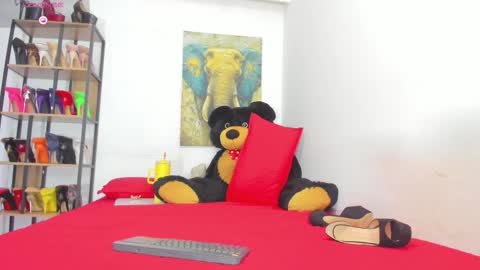 camillevega_01 online show from February 13, 1:40 am