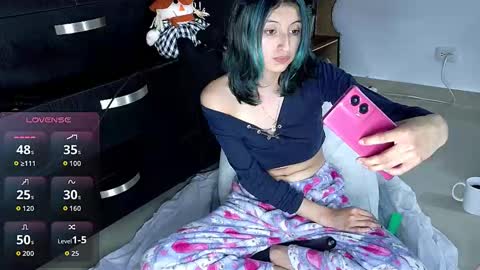 Cami  online show from November 1, 2:37 am