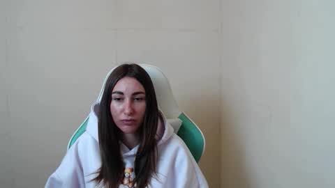 cammila horn online show from October 26, 5:52 pm