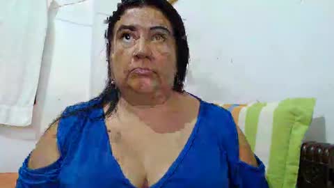 lucy online show from December 3, 2:56 am