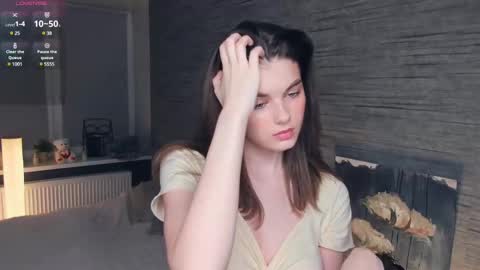 Flora online show from March 9, 7:37 pm