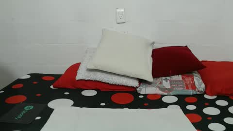 candy online show from December 1, 10:34 pm