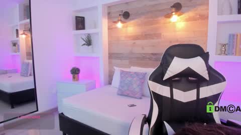 CANDY online show from February 11, 7:26 pm