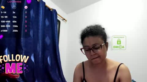 candy_val online show from July 3, 7:14 am