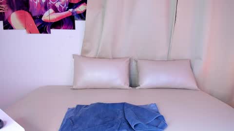 Candy online show from January 29, 9:28 pm