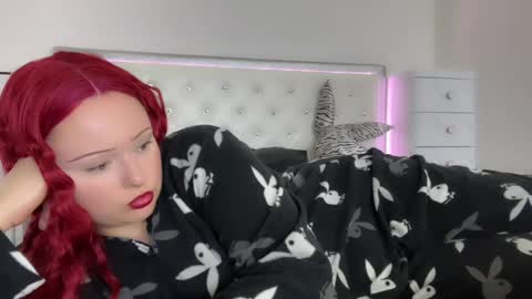 candy online show from April 29, 8:03 pm